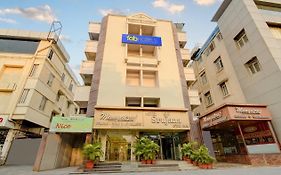 Fabhotel Srujana Stay Inn - Nampally Railway Station, Nampally